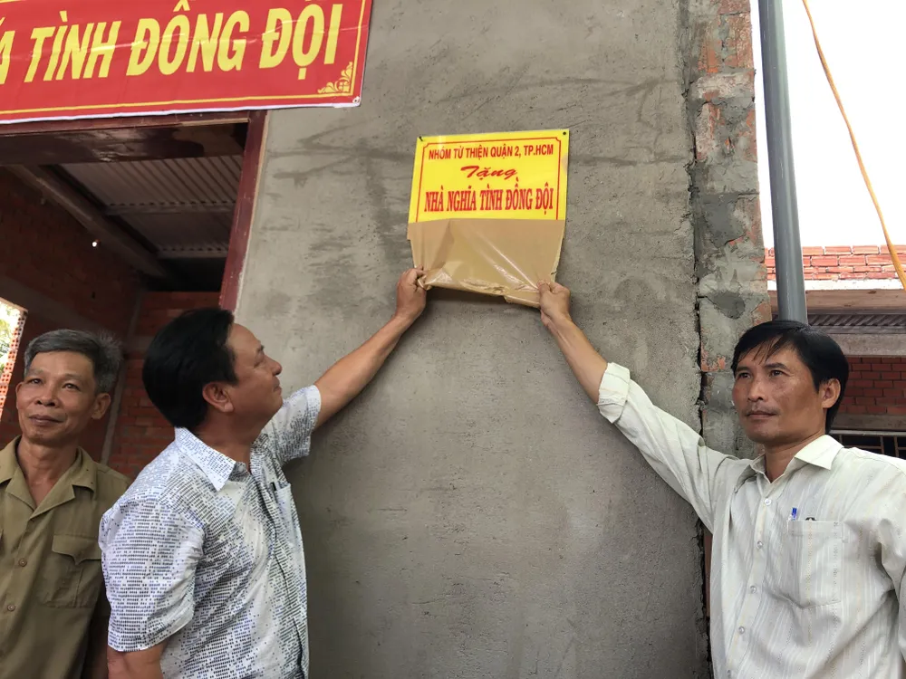 Trao nhà nghĩa tình đồng đội cho hội viên cựu chiến binh ảnh 2