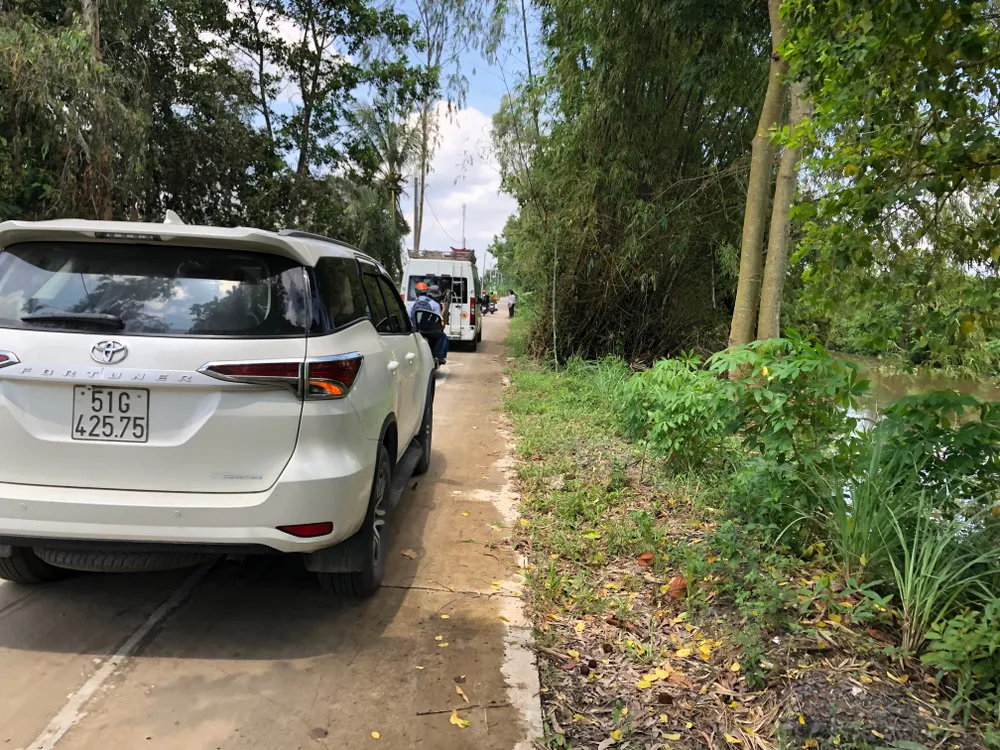 Tiễn đưa Anh hùng phi công Nguyễn Văn Bảy về đất mẹ ảnh 12