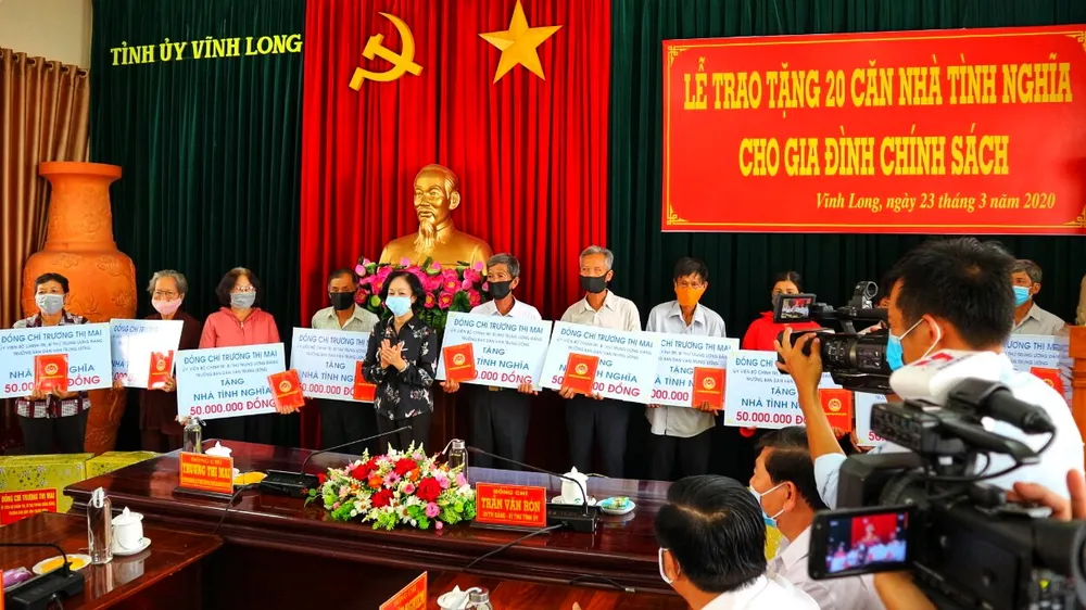 Đồng chí Trương Thị Mai dự đại hội Đảng ở xã điểm Tân Hạnh tại Vĩnh Long ảnh 2