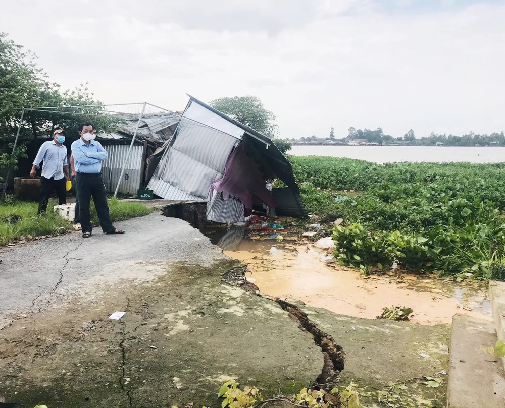 Bến Tre: Sạt lở nghiêm trọng ở cồn Phú Đa ảnh 2