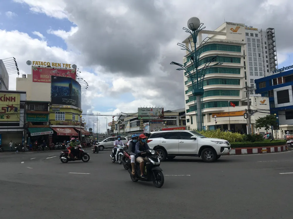 Nhiều dịch vụ ở miền Tây hoạt động lại bình thường ảnh 4