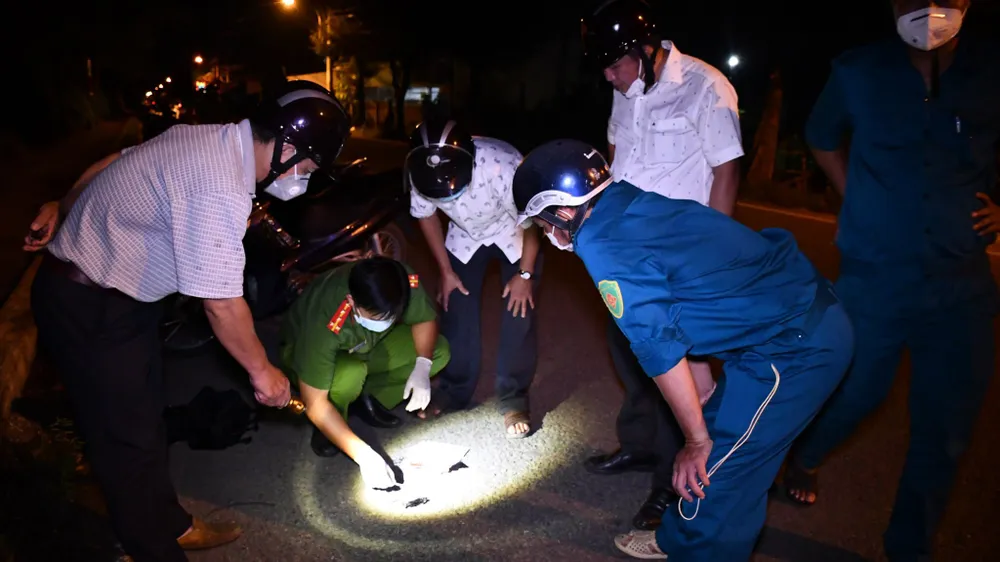 Truy tìm hung thủ dùng dao tấn công nạn nhân, cướp tài sản ảnh 2