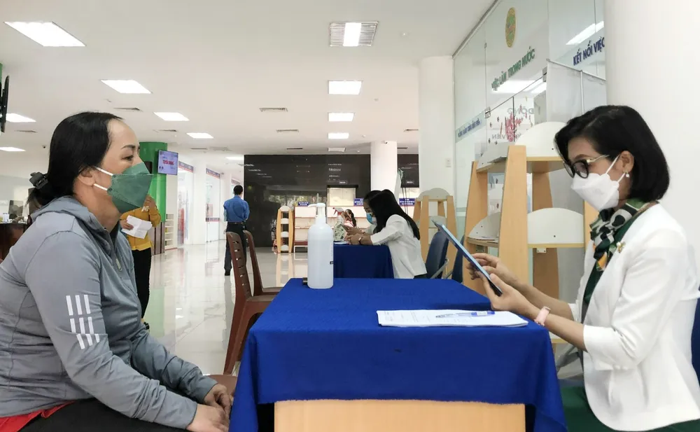 Hơn 63.000 vị trí việc làm cần tuyển dụng ảnh 4