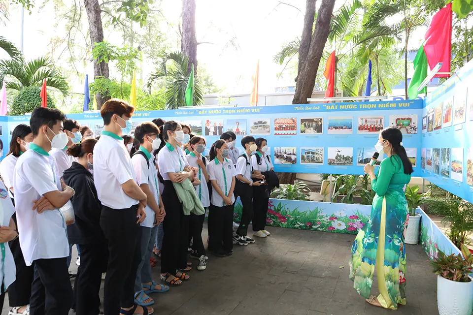 Cần Thơ: Trưng bày chuyên đề Đại thắng mùa Xuân 1975 ảnh 3