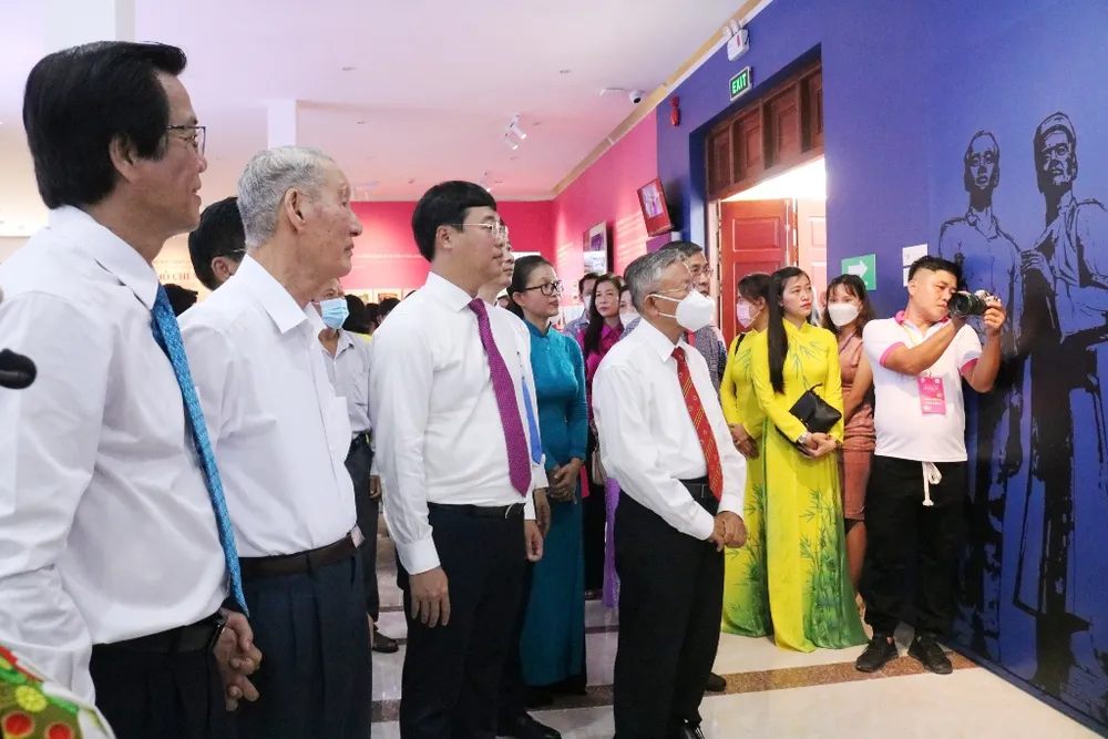 Khánh thành Nhà tưởng niệm Chủ tịch Hồ Chí Minh tại Bến Tre ảnh 2