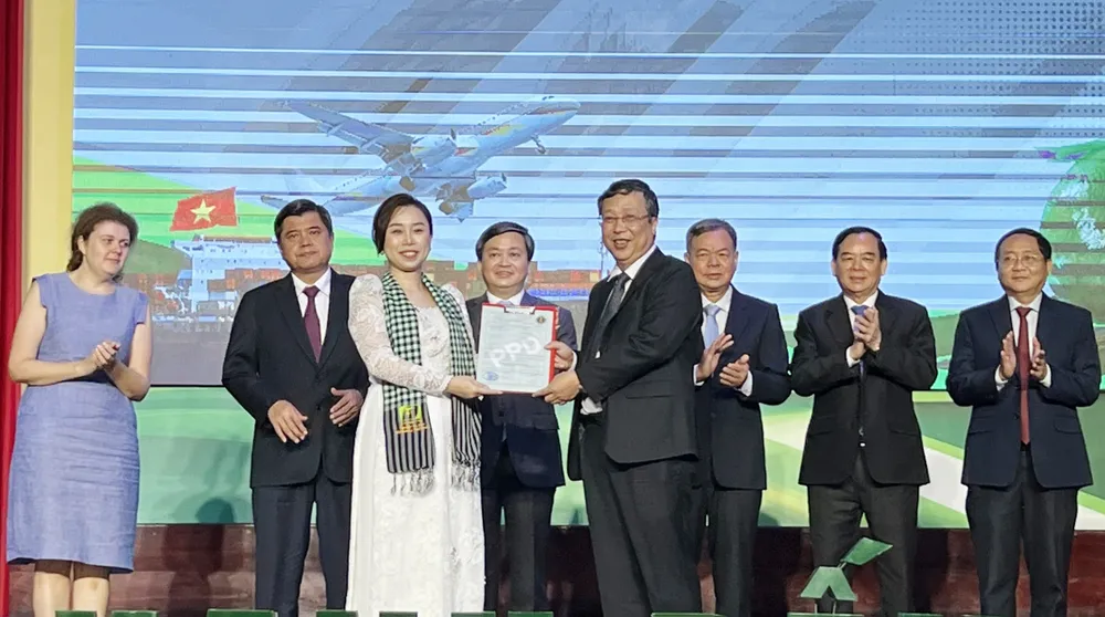 Bưởi da xanh Bến Tre lần đầu xuất sang thị trường Hoa Kỳ ảnh 2