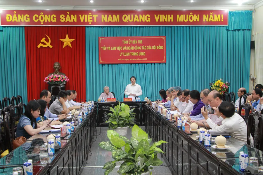 Bến Tre: Phát triển kinh tế bền vững đi liền với bảo vệ môi trường ảnh 1