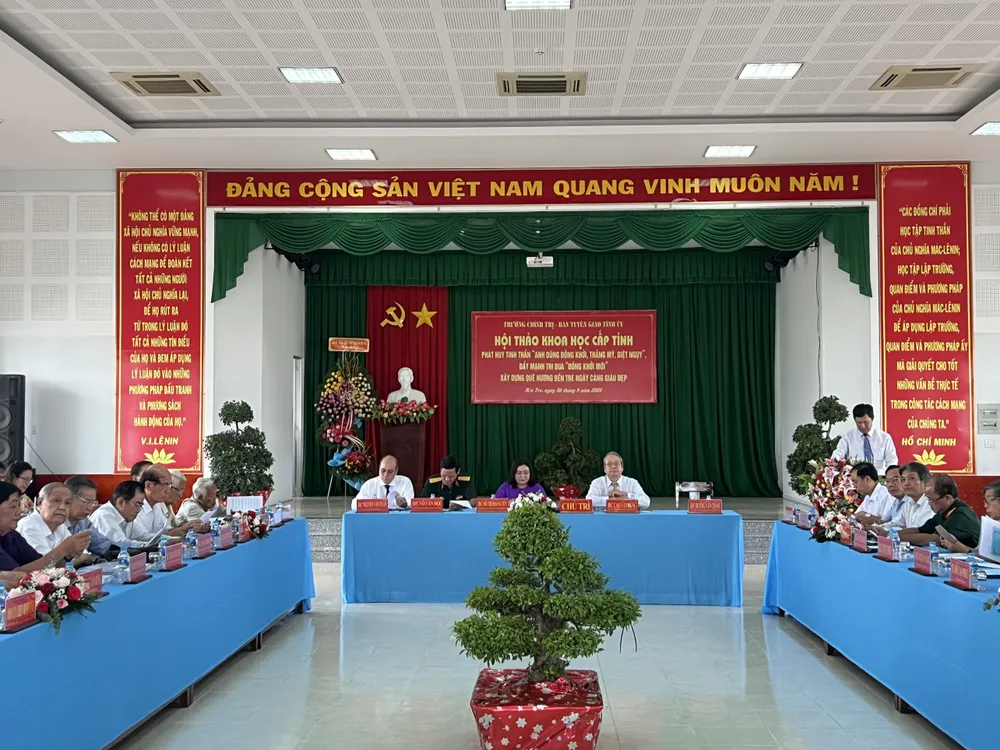 Quang cảnh hội thảo Quang cảnh hội thảo