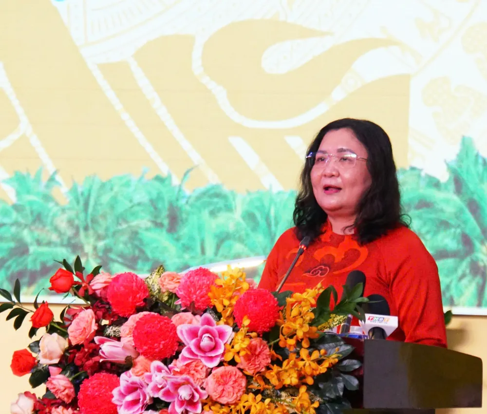 QUYỀN BÍ THƯ.jpg