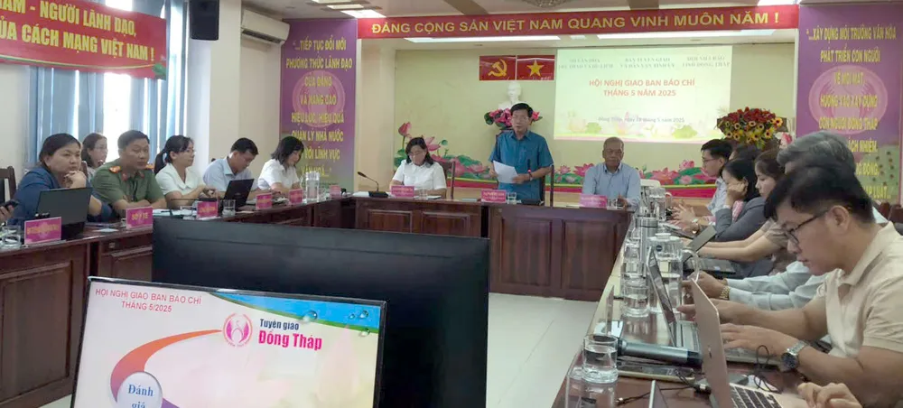 Đồng Tháp tổ chức Hội nghị giao ban báo chí tháng 5 