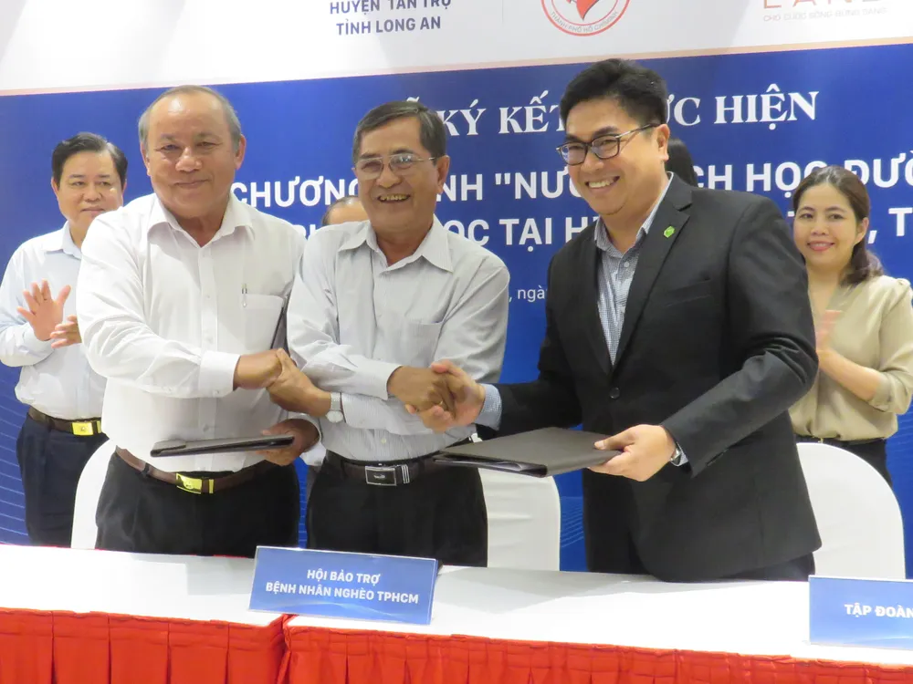 6 tỷ đồng hỗ trợ chương trình “Nước sạch học đường” ảnh 2