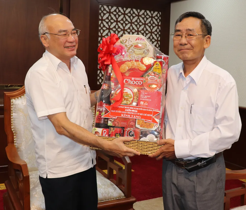 Đồng chí Phan Nguyễn Như Khuê thăm các đồng chí nguyên lãnh đạo Ban Tuyên giáo ảnh 3