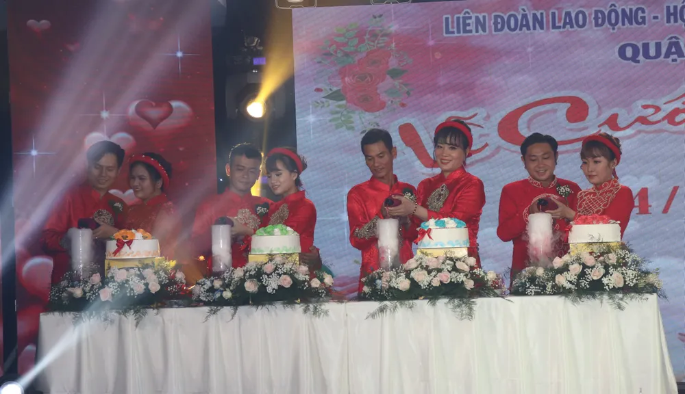 Lễ cưới tập thể của công nhân khó khăn ảnh 5