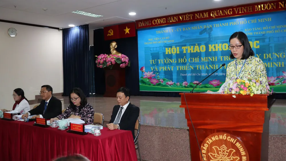 Hội thảo khoa học "Tư tưởng Hồ Chí Minh trong xây dựng và phát triển TPHCM" ảnh 1