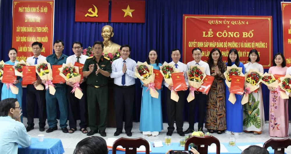 Ra mắt Đảng bộ phường 2 và phường 13 quận 4 ảnh 1