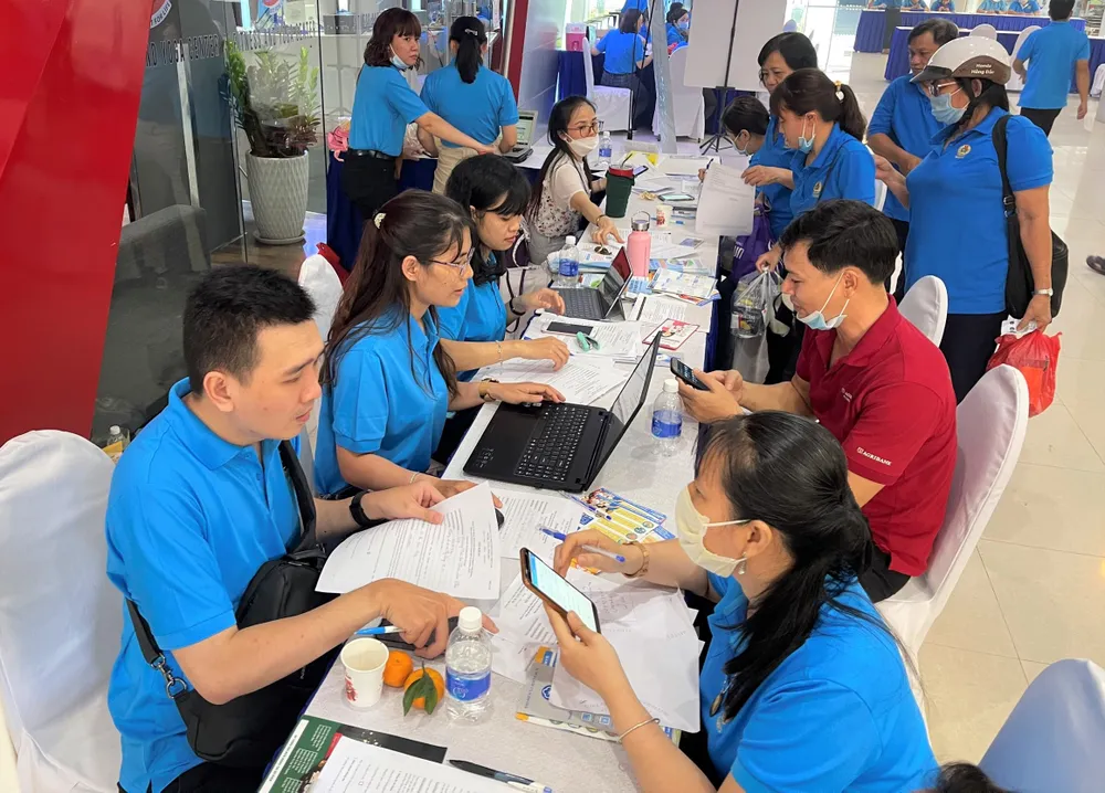 Khai mạc tháng công nhân năm 2021 ảnh 2