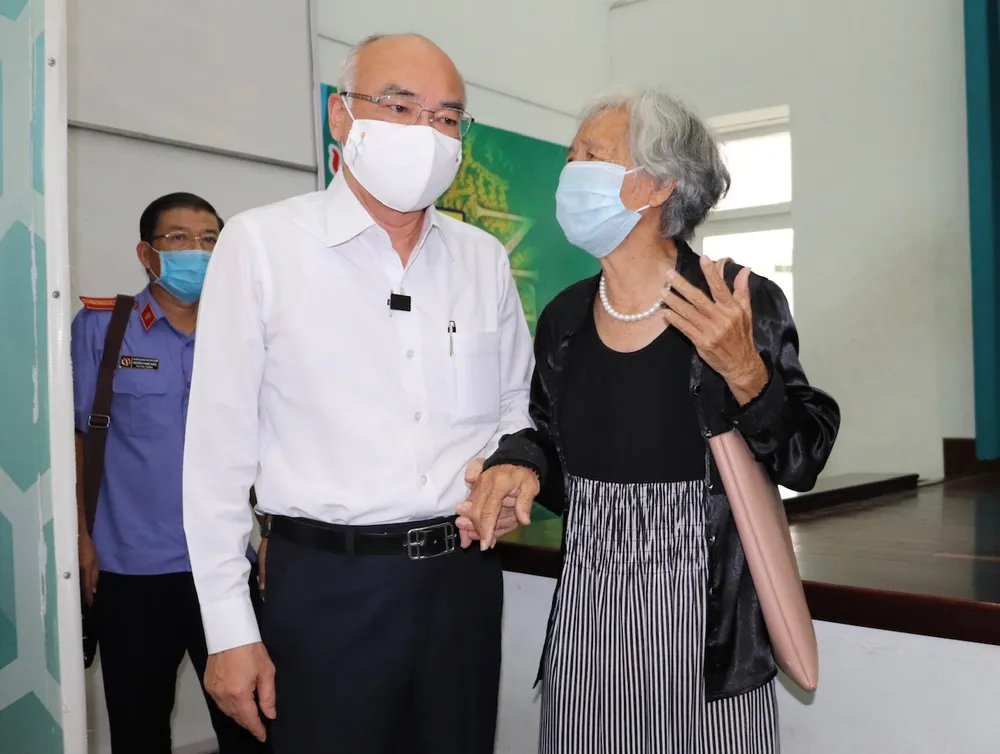 Quan tâm đến các chính sách cho người thu nhập thấp ảnh 1