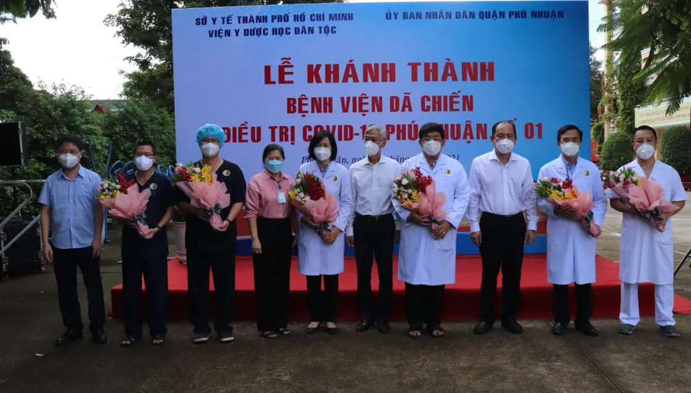 Trường THPT Phú Nhuận thành bệnh viện điều trị F0 ảnh 3