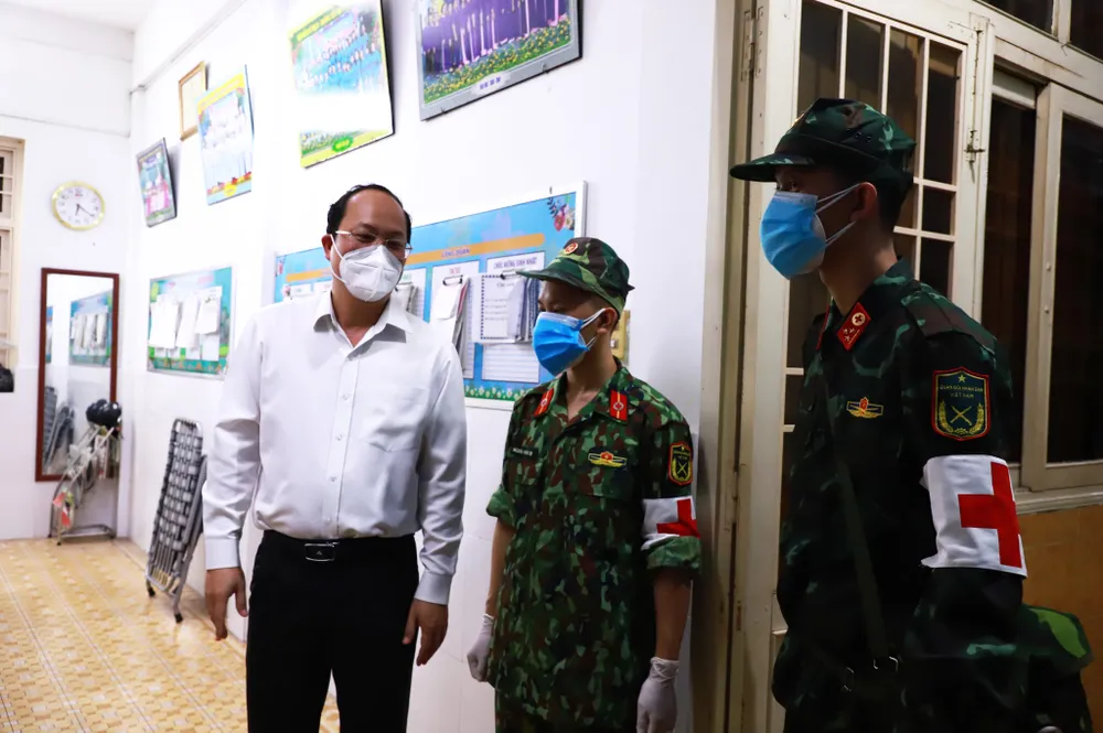 Chăm sóc tốt F0 tại nhà, giảm thiểu ca chuyển nặng ảnh 1