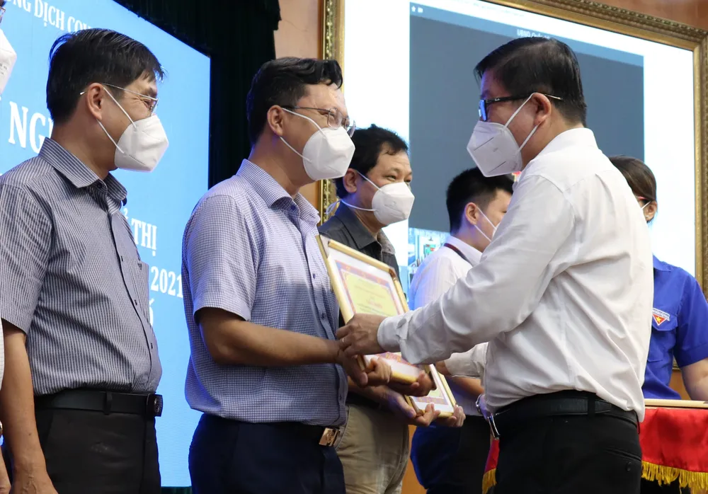 Ưu tiên sự an toàn khi tiêm vaccine cho trẻ ảnh 1