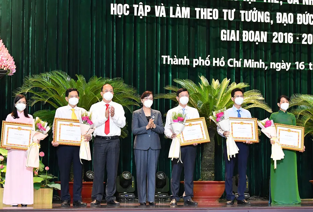 Học Bác giúp thêm niềm tin, bản lĩnh xây dựng và phát triển TPHCM ảnh 7