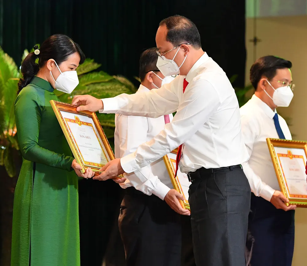 Học Bác giúp thêm niềm tin, bản lĩnh xây dựng và phát triển TPHCM ảnh 6