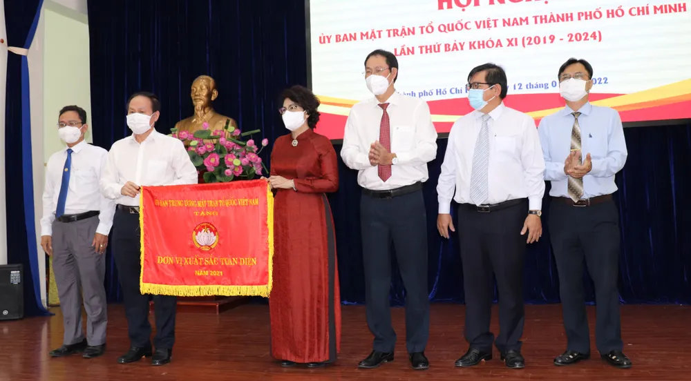 Phát huy vai trò đại đoàn kết toàn dân tộc, chăm lo tốt đời sống người dân ảnh 1