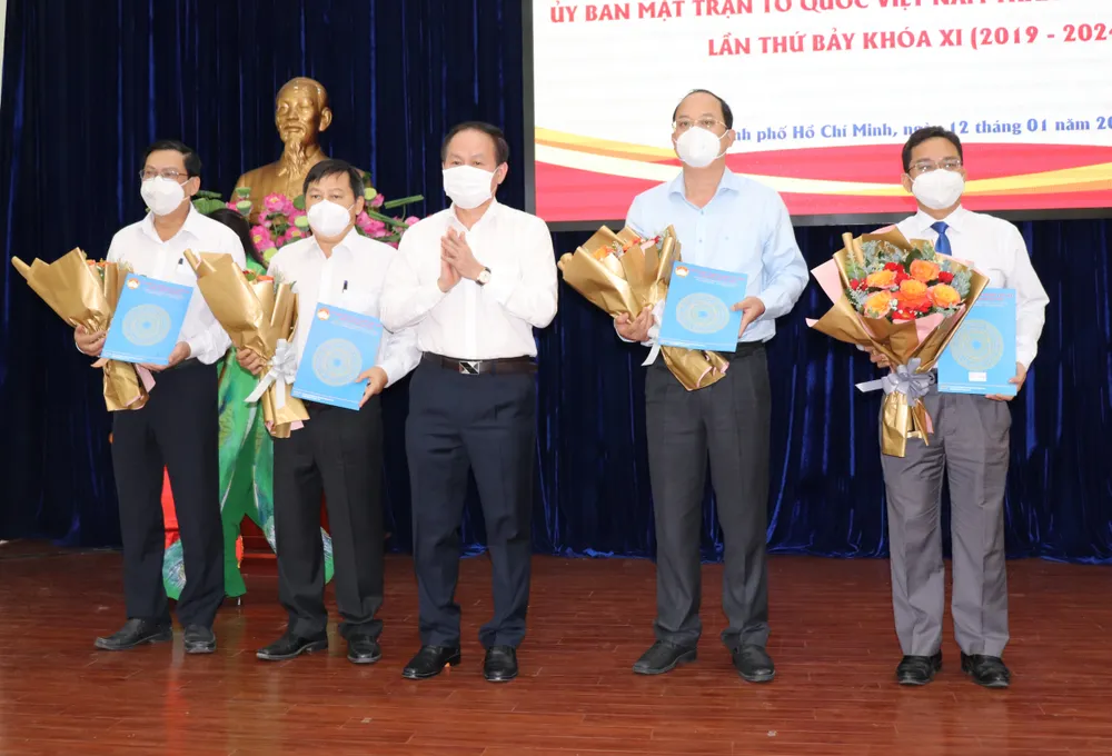 Phát huy vai trò đại đoàn kết toàn dân tộc, chăm lo tốt đời sống người dân ảnh 5