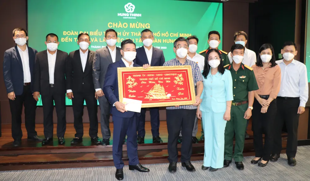 Đồng chí Nguyễn Phước Lộc thăm, chúc tết cơ sở tôn giáo, đơn vị nhân dịp Tết Nguyên đán ảnh 2