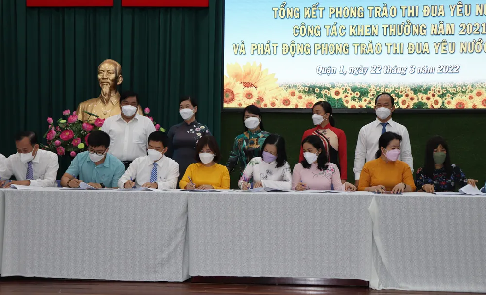 Thi đua giải quyết những vấn đề nóng, khó khăn, phức tạp của cuộc sống ảnh 2