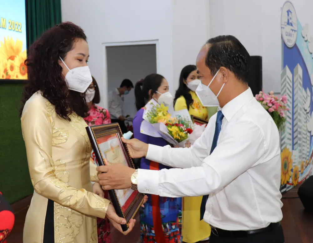 Thi đua giải quyết những vấn đề nóng, khó khăn, phức tạp của cuộc sống ảnh 3