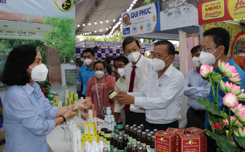 Sôi nổi các hoạt động khai mạc Tháng công nhân năm 2022 ảnh 4