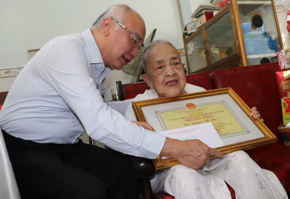 Cảm ơn những hy sinh, cống hiến của người cao tuổi tiêu biểu ảnh 2