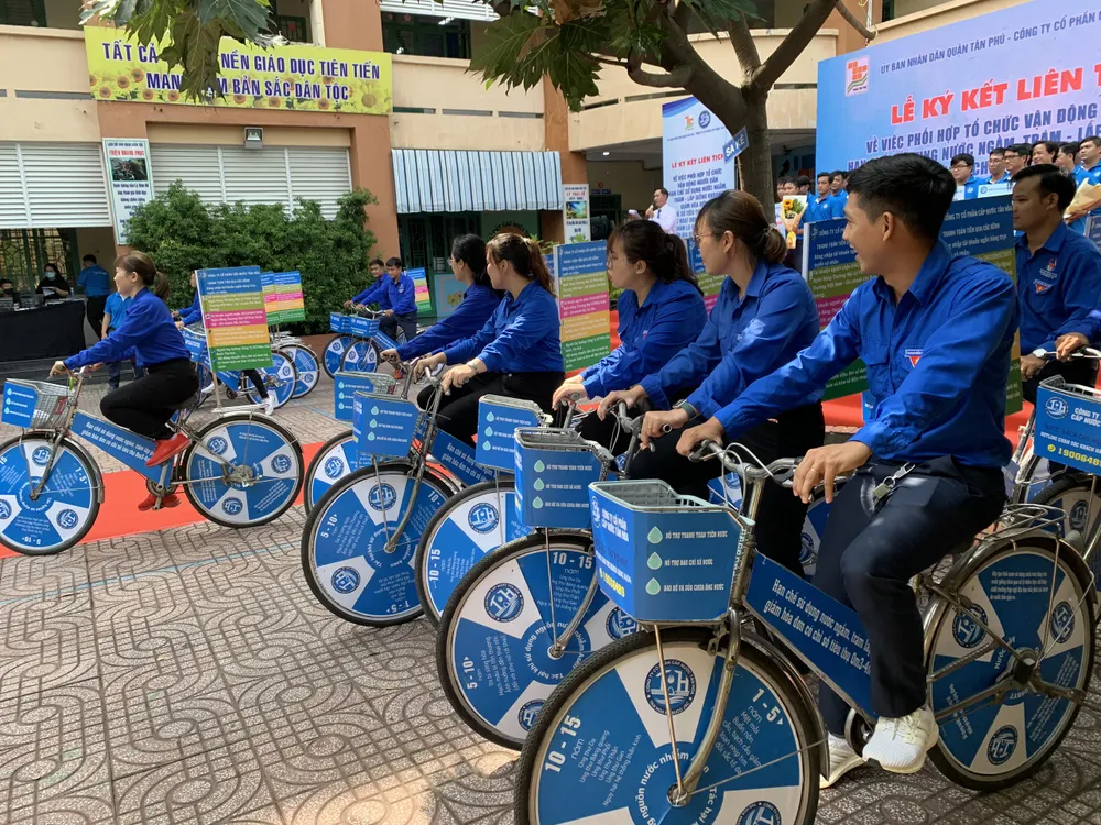 Vận động, hỗ trợ người dân trám lấp giếng khoan tại quận Tân Phú ảnh 3