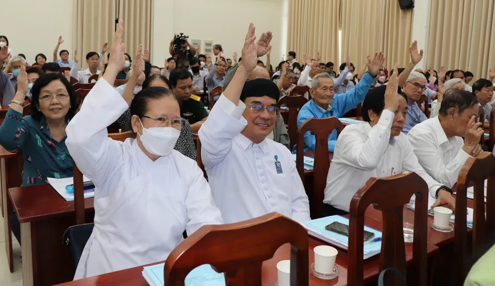 Đồng chí Trần Kim Yến giữ chức vụ Chủ tịch Ủy ban MTTQ Việt Nam TPHCM ảnh 1