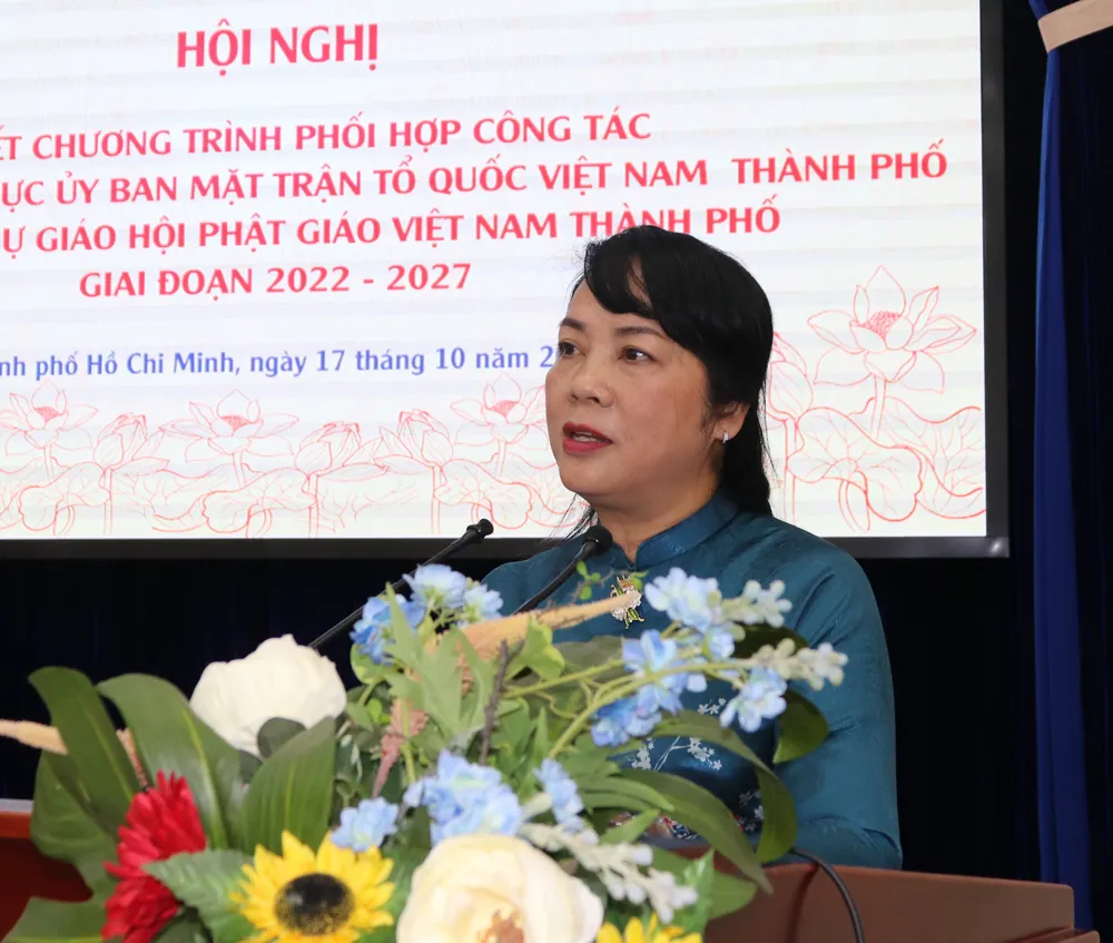 Phối hợp thực hiện tốt các phong trào thi đua yêu nước trong đồng bào, người có đạo ảnh 1