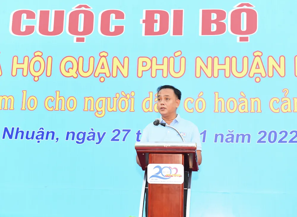 20 năm đi bộ đóng góp hơn 112 tỷ đồng chăm lo người nghèo ảnh 2