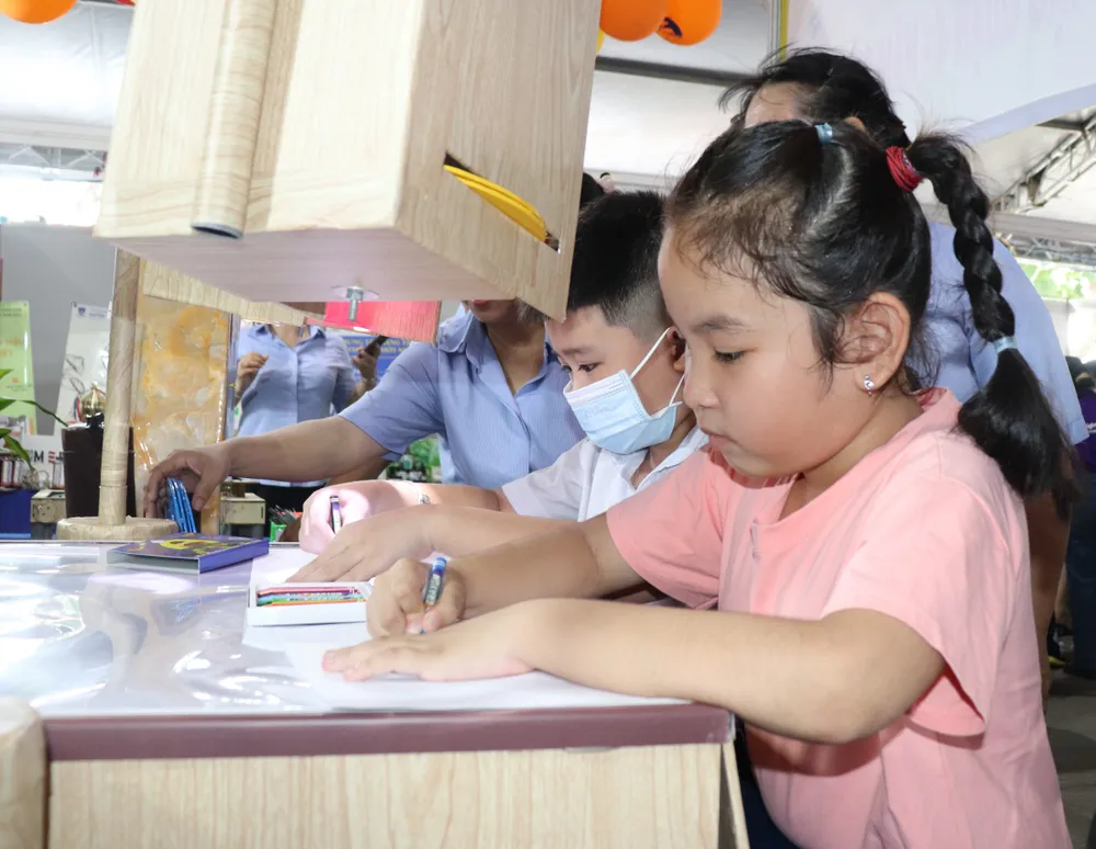 Một sản phẩm giúp thiếu nhi phát triển tư duy logic qua các hình minh họa