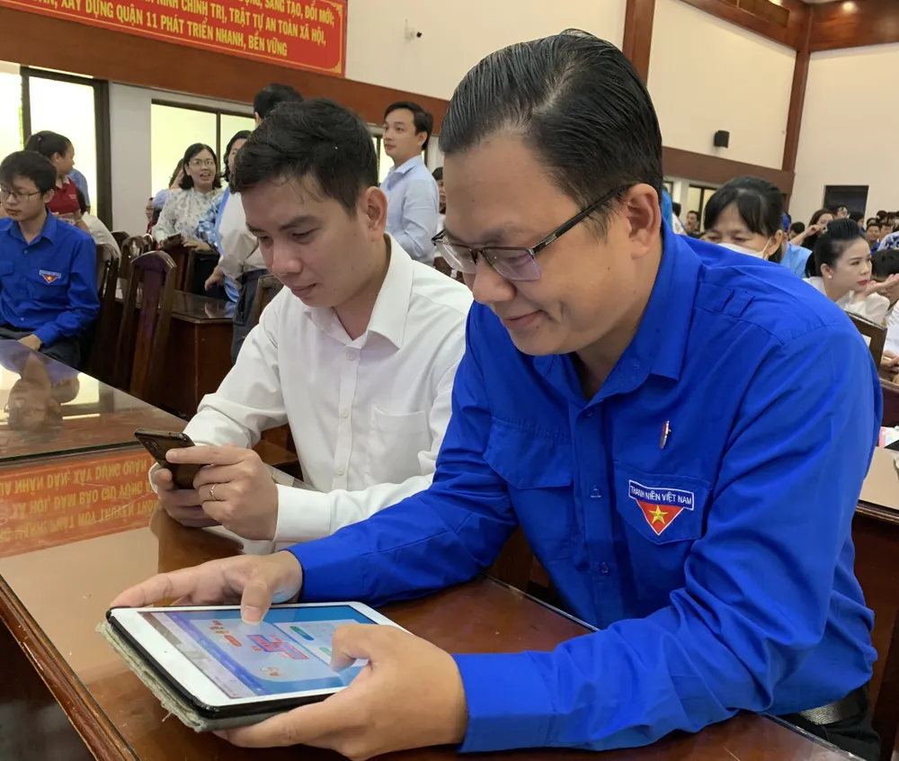 Các thí sinh tham gia vòng loại hội thi bằng hình thức trực tuyến