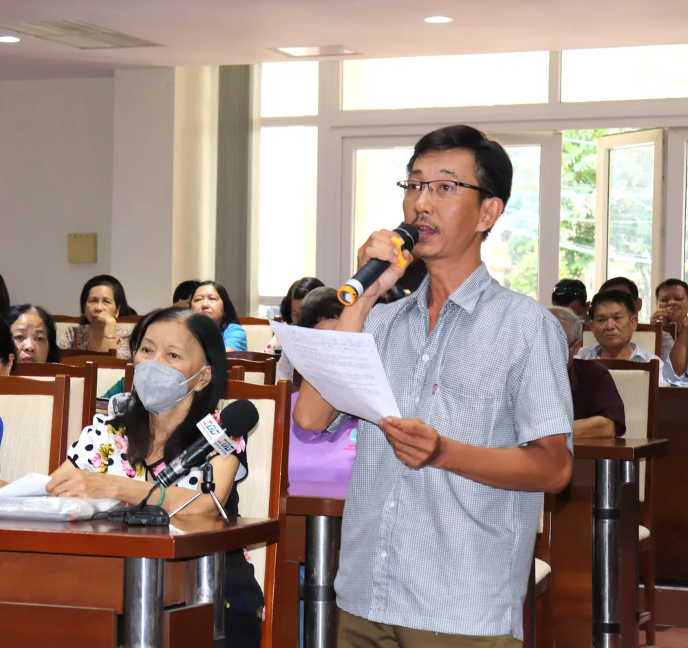 Cử tri quận Bình Thạnh ý kiến các vấn đề liên quan đời sống người dân