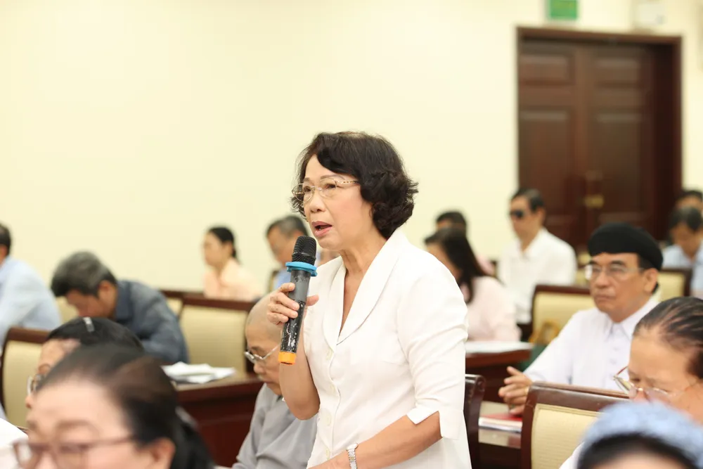 Đại biểu Kim Hồng.jpg