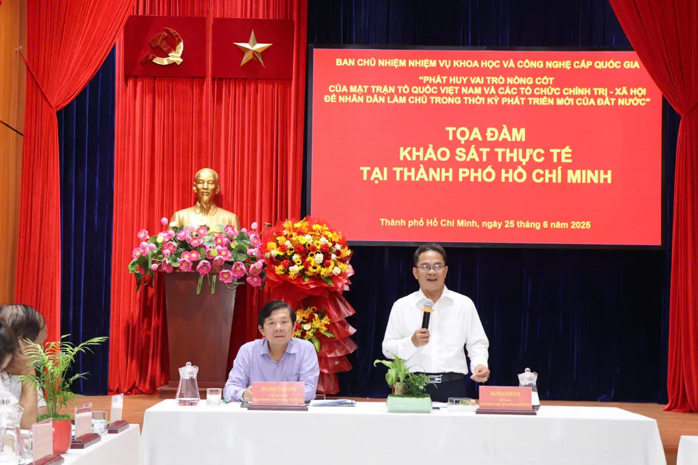 Phó Chủ tịch Ủy ban MTTQ Việt Nam Phạm Minh Tuấn, phát biểu tại tọa đàm