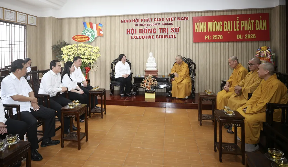 Hinh 1.jpg