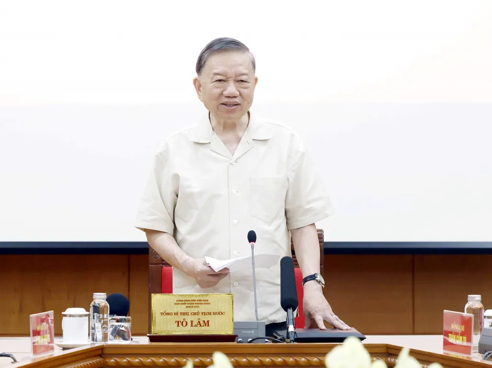 Tổng Bí thư, Chủ tịch nước Tô Lâm phát biểu chỉ đạo tại phiên họp. ẢNH: TTXVN