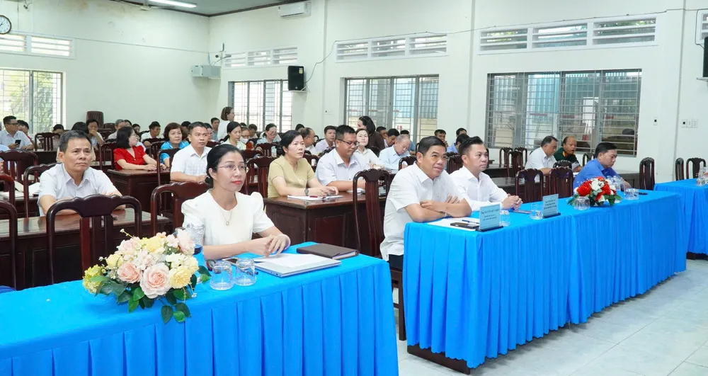 phuong-tan-thoi-hiep.jpeg