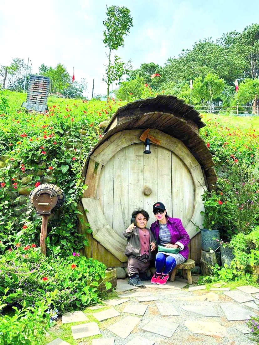 10-1 z6193976298264_2f22bef40fb7093b855435c3b55ca5e0.jpg