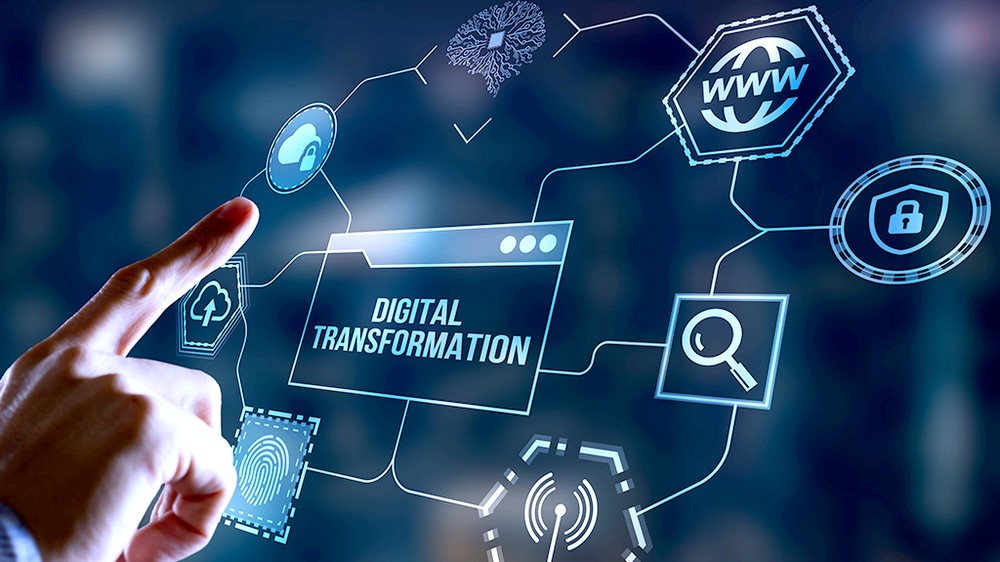 致力于行政改革及数字化转型工作