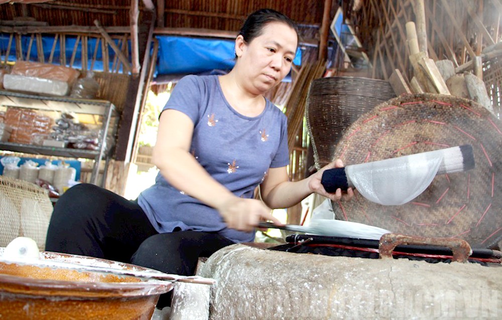 富和东米纸村里只有少数人家还保存手工制作。
