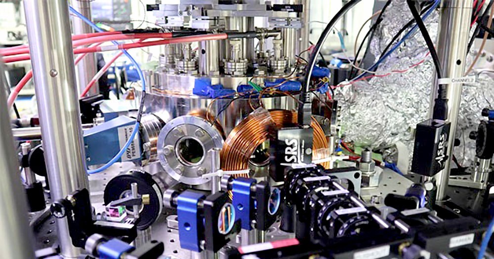 中性原子方式量子电脑的实验设备