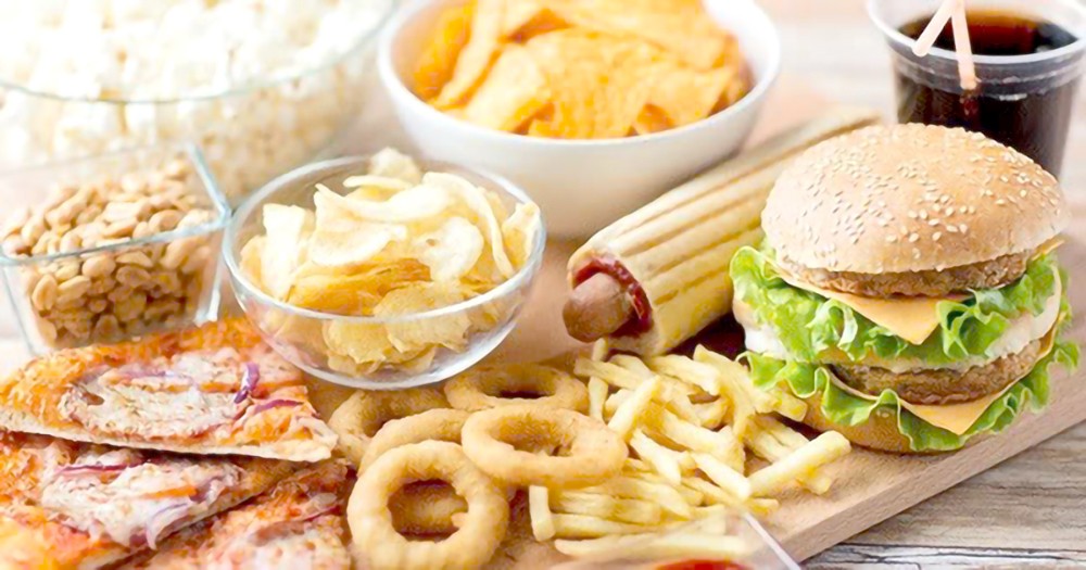 高热量饮食不仅容易让人长胖，还影响大脑健康。